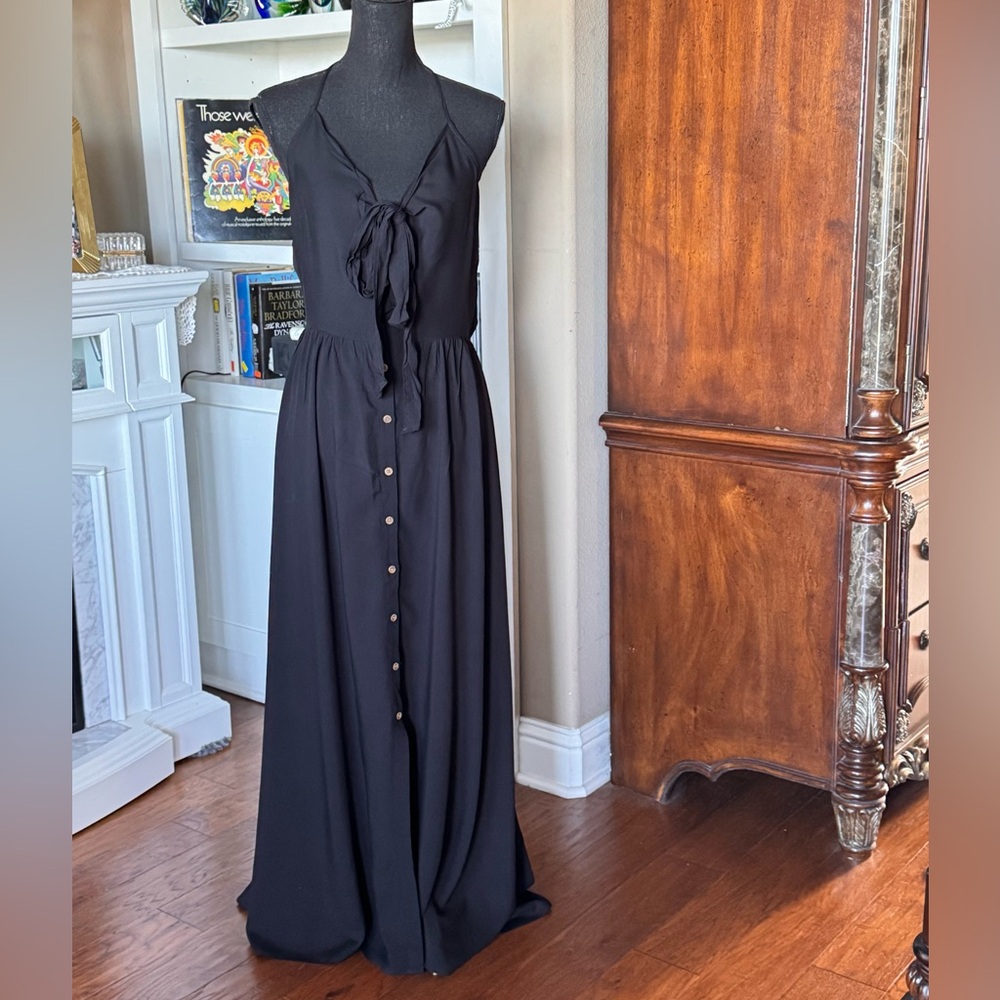 Elegant‎ Black Maxi Dress - Picture 2 of 11